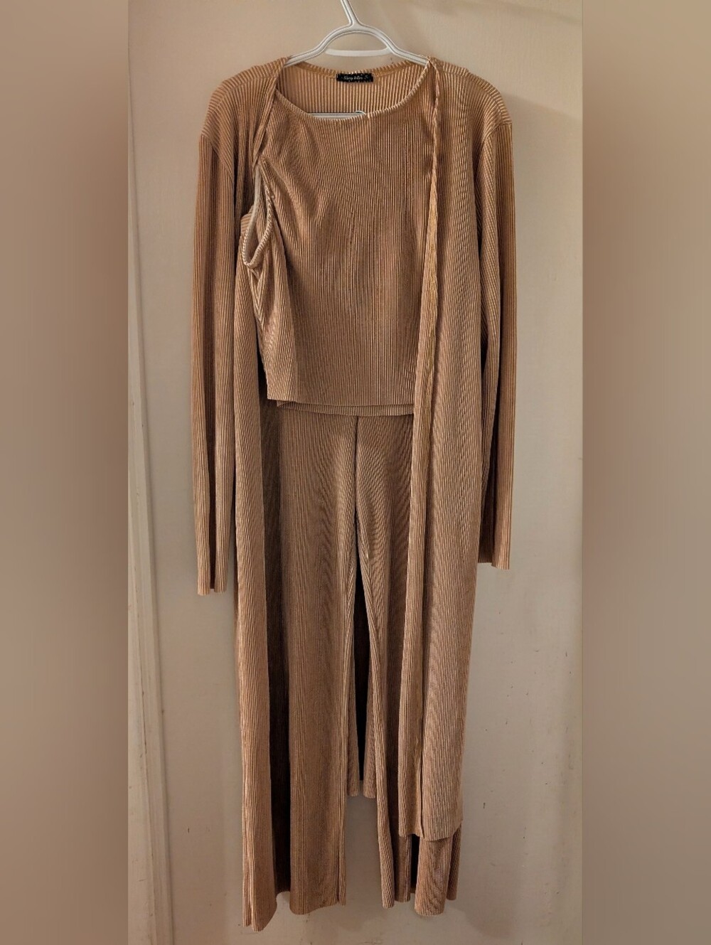 NWOT Storyteller 3 Piece Lounge Set Metallic Lightweight Tan Beige Size 1X